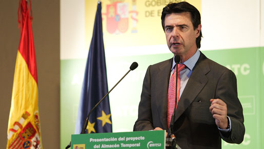 El ministro Soria presenta el almacén temporal centralizado