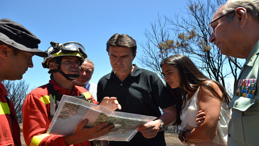 José Manuel Soria visita las zonas afectadas por los incendios