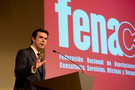 El ministro Soria durante la clausura de la jornada 
