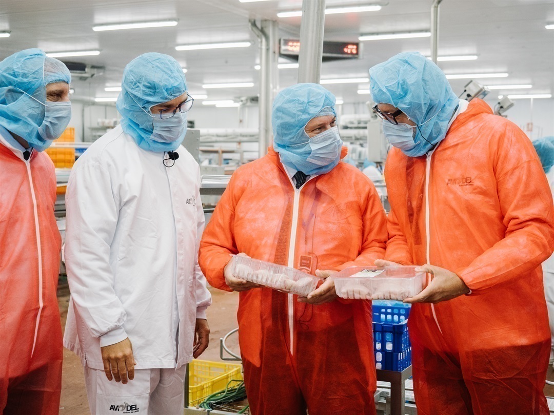 Imagen del artículo Jordi Hereu expresa el compromiso del Gobierno con la industria agroalimentaria para mejorar su competitividad y sostenibilidad